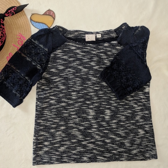 Postmark Blue Marled Lace Sleeve Tee Size Small - Picture 3 of 7